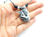 Collier cheval gris argenté